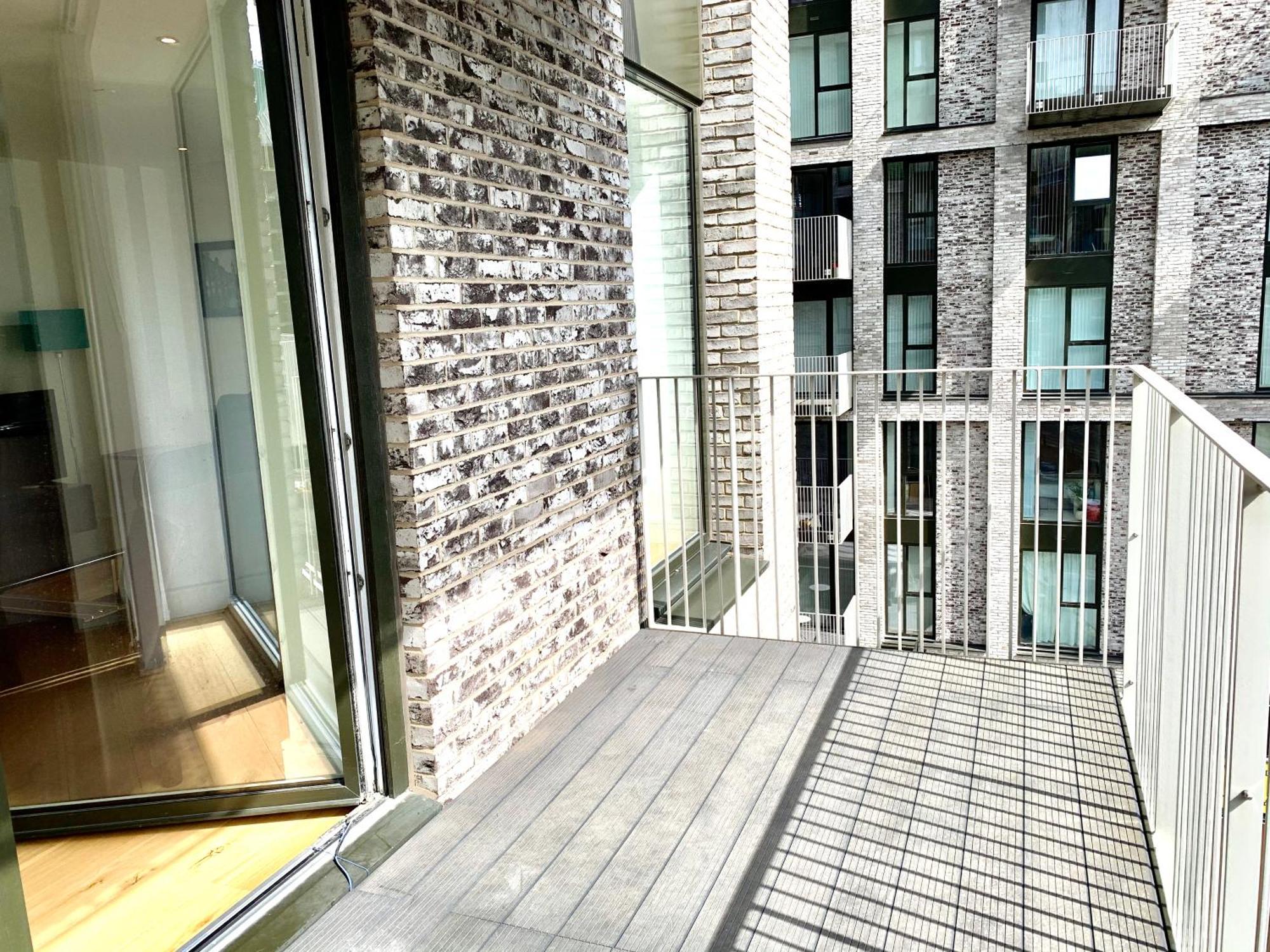 Modern London Excel 2 Bedrooms 2 Bathrooms, Parking, Kitchen, Lounge, Balcony Apartment 외부 사진