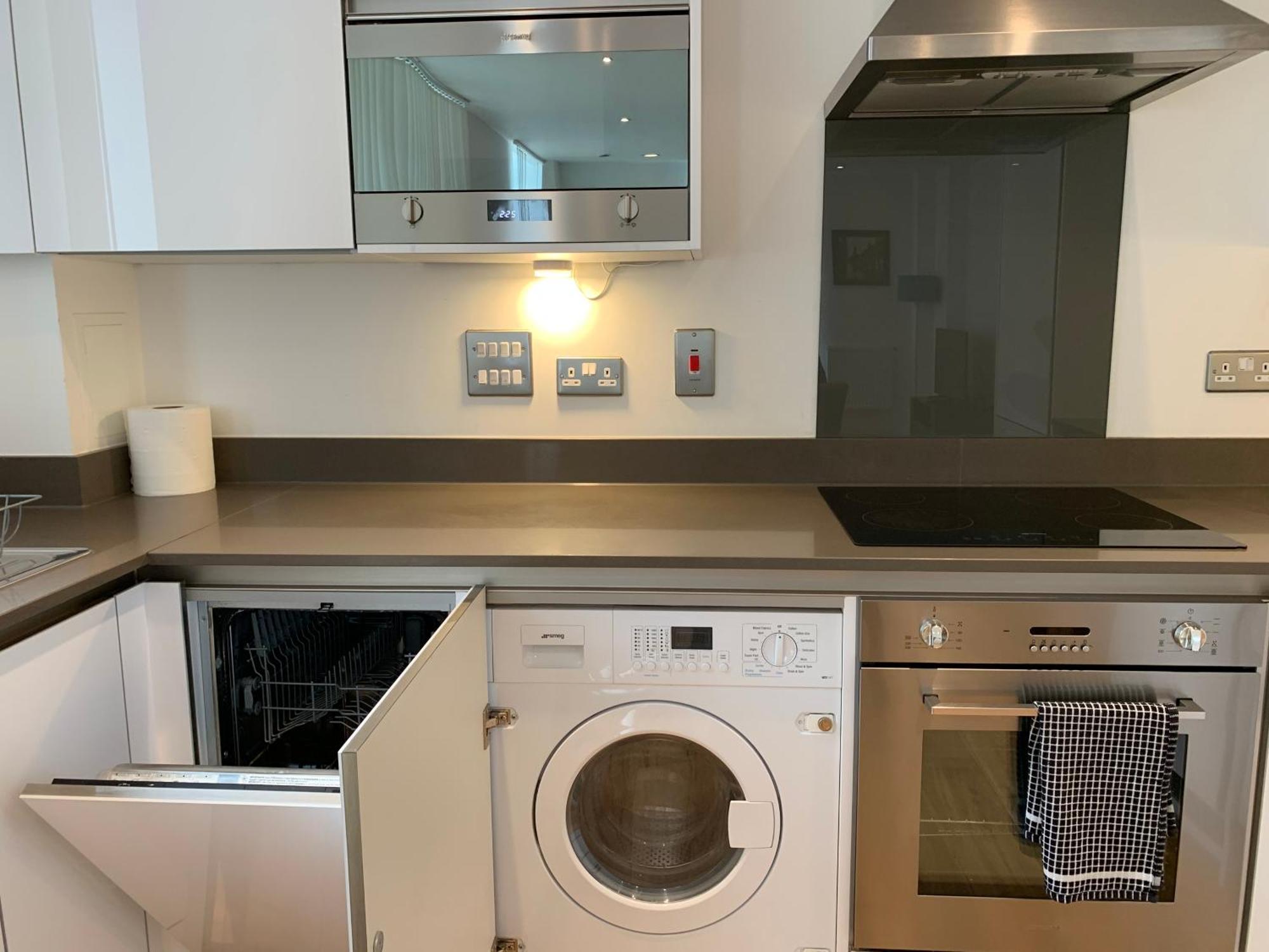 Modern London Excel 2 Bedrooms 2 Bathrooms, Parking, Kitchen, Lounge, Balcony Apartment 외부 사진